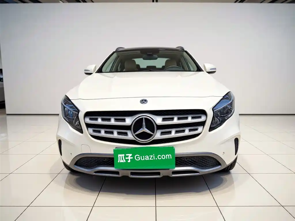 Mercedes-Benz GLA 2018 — фото 24