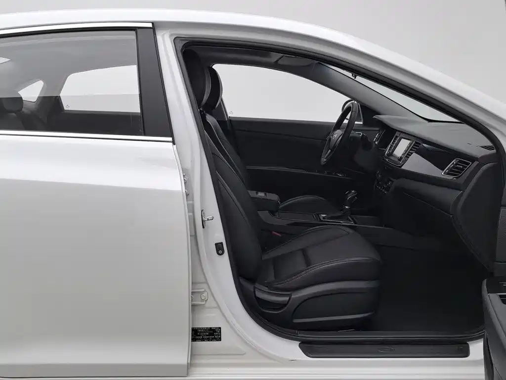 Hyundai Mistra 2016 — фото 23