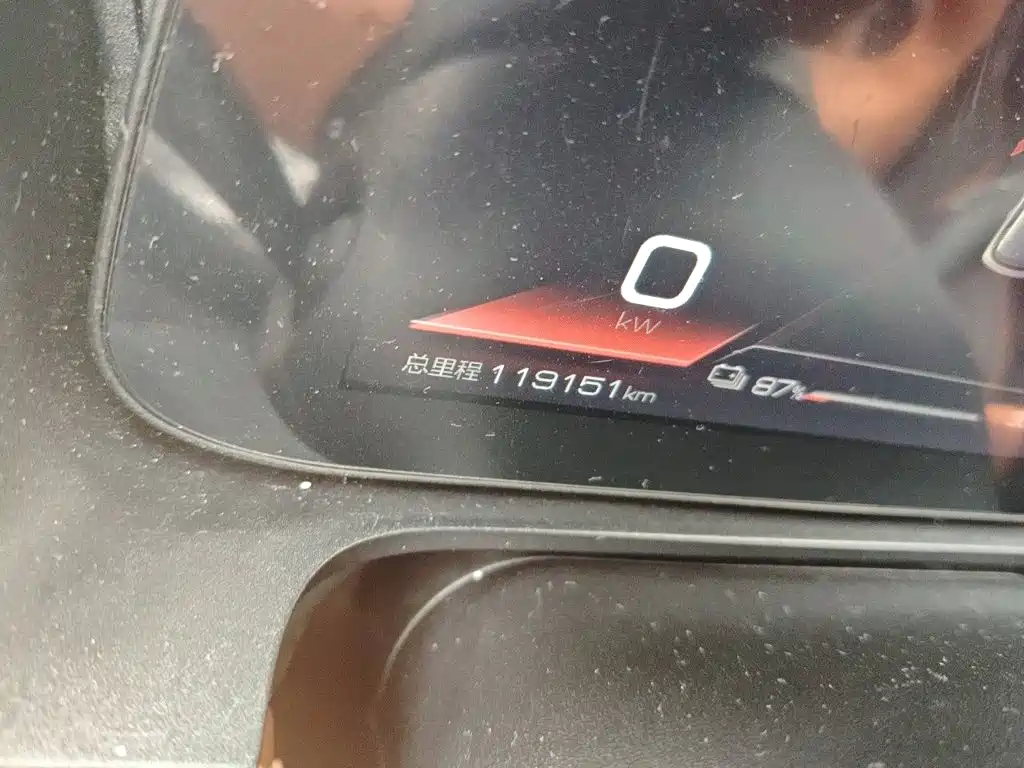 BYD e2 2021
