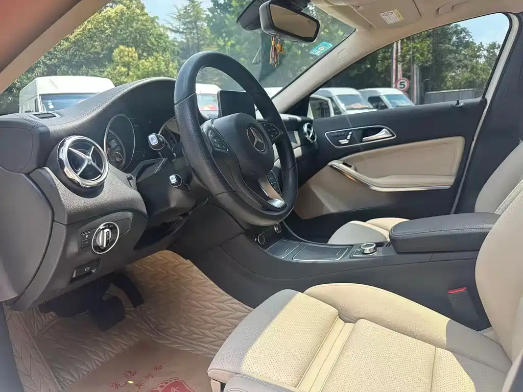 Mercedes-Benz GLA 2018