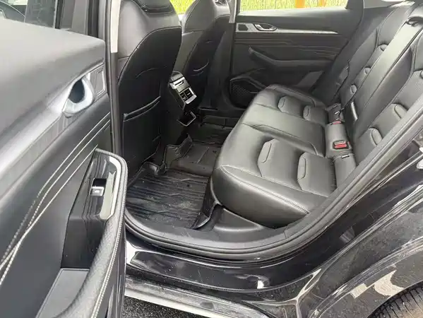 Geely Xingrui 2022