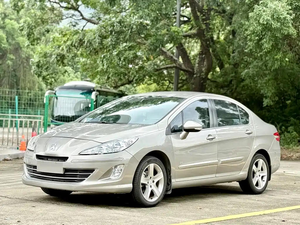 Peugeot 408 2014