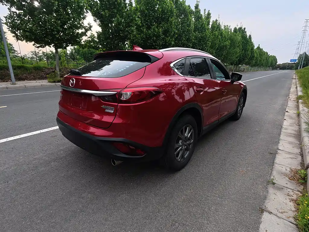 Mazda CX-4 2017 — фото 6