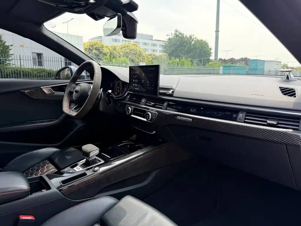 Audi RS 5 2023 — фото 11