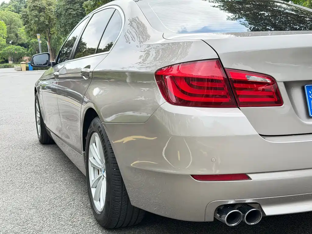 BMW 5 Series 2013 — фото 16