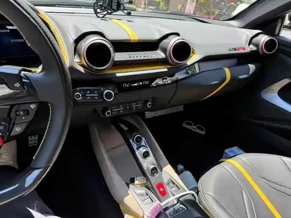 Ferrari 812 2019
