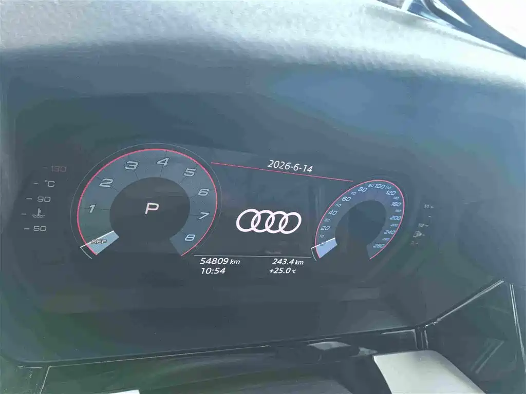 Audi A3 2023 — фото 10