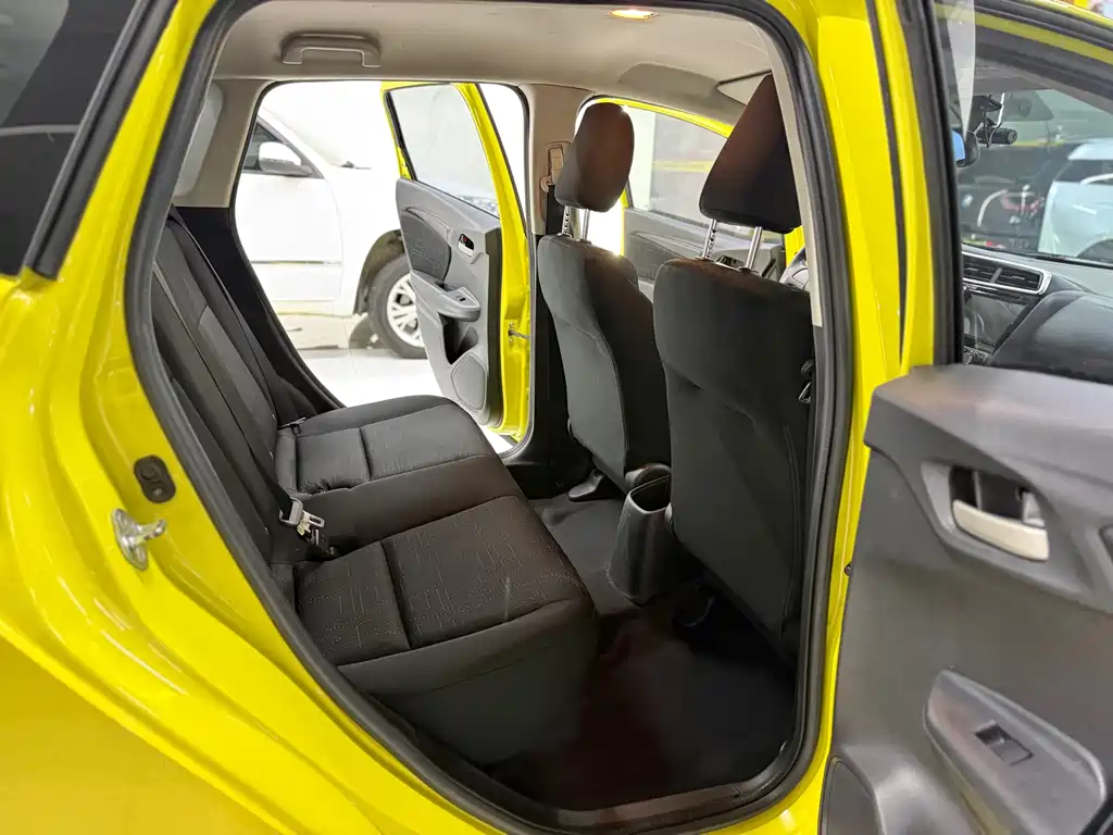 Honda Fit 2015 — фото 9