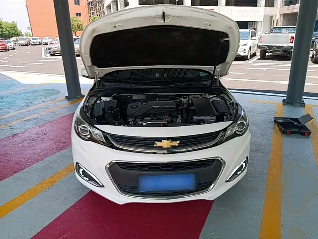 Chevrolet Malibu 2018 — фото 20