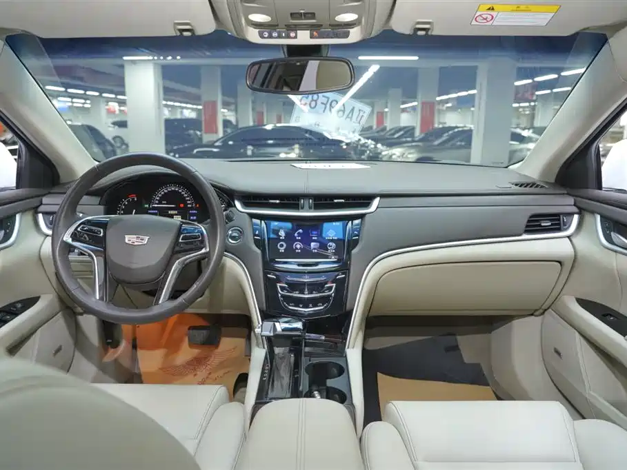 Cadillac XTS 2017 — фото 17