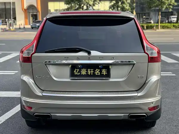 Volvo XC60 2015