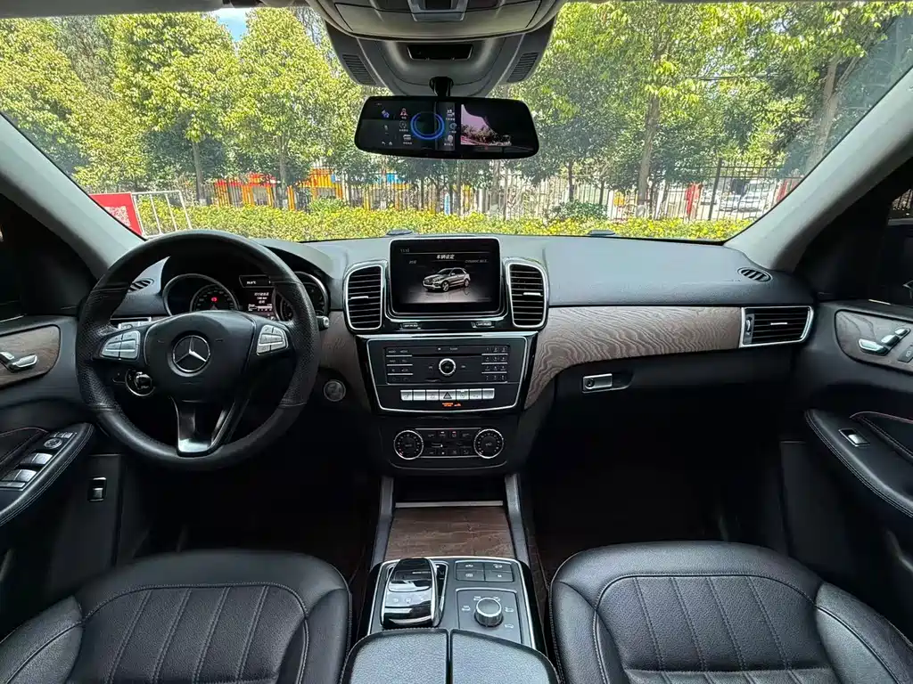 Mercedes-Benz GLE 2015 — фото 19