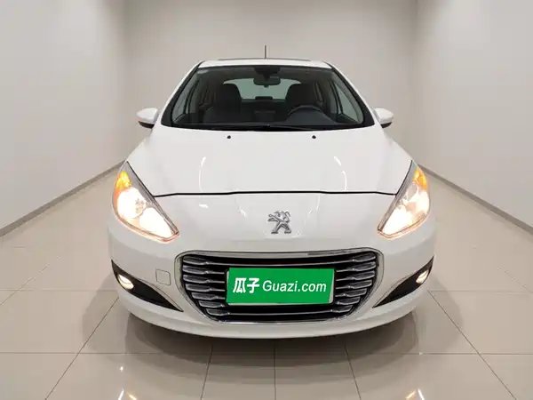 Peugeot 308 2014
