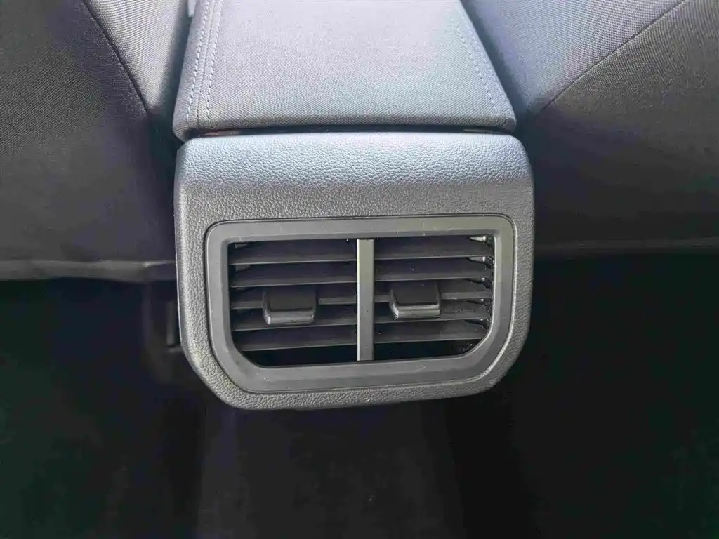 Volkswagen Lavida 2021 — фото 10