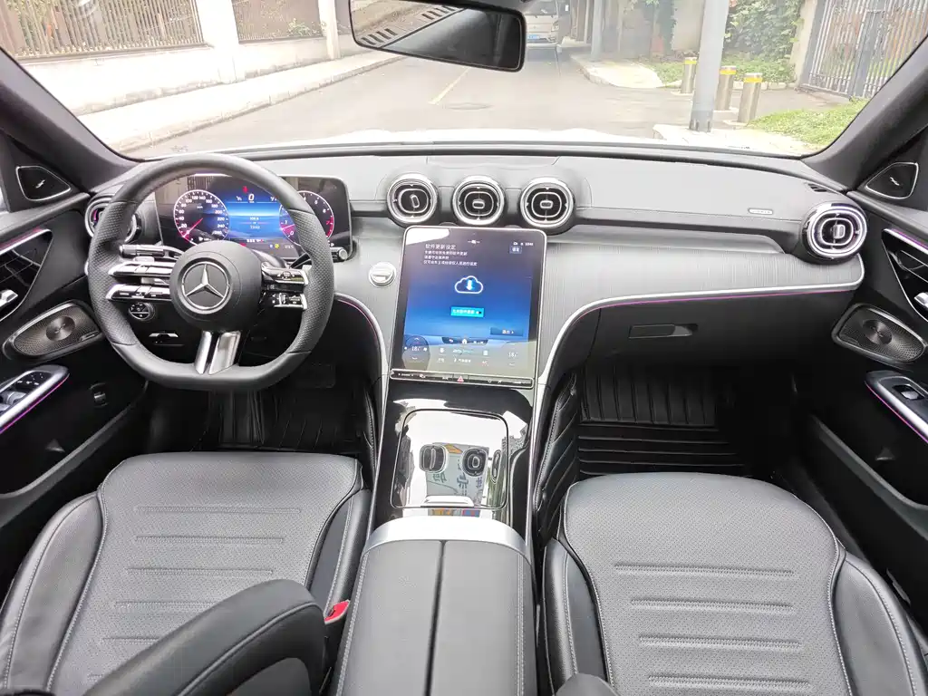 Mercedes-Benz C-Class 2022 — фото 10