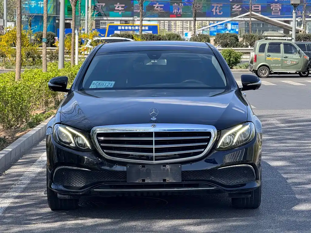 Mercedes-Benz E-Class 2019 — фото 2