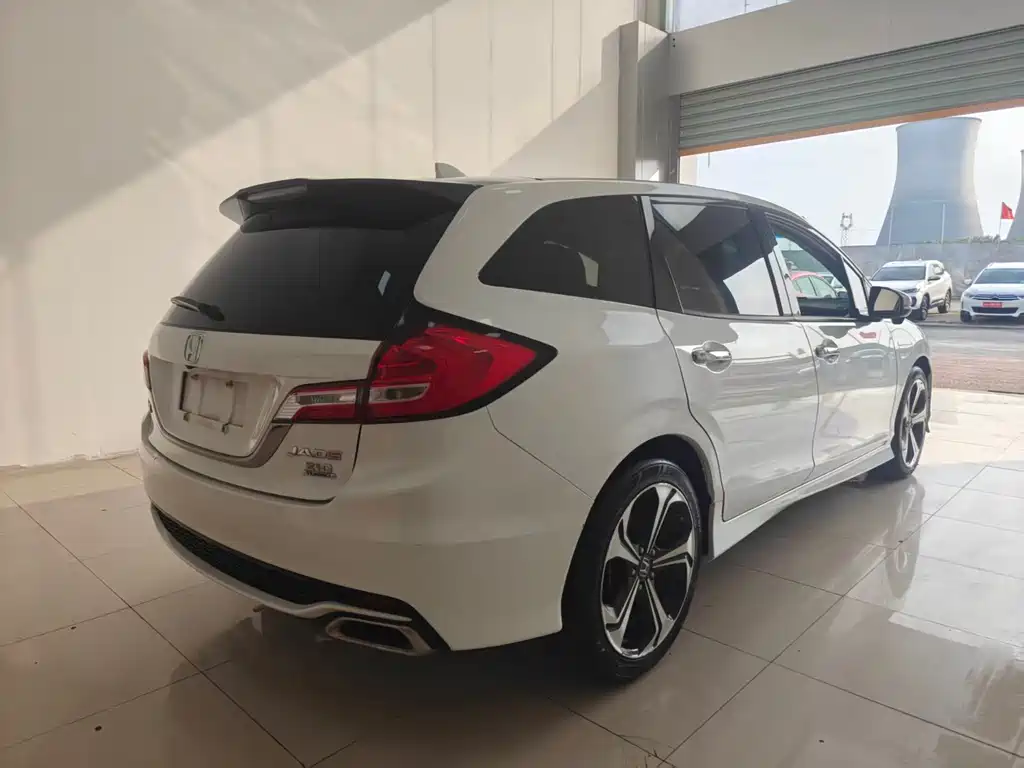 Honda Jade 2018 — фото 16