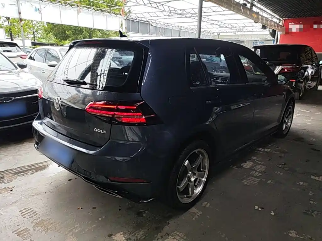 Volkswagen Golf 2020