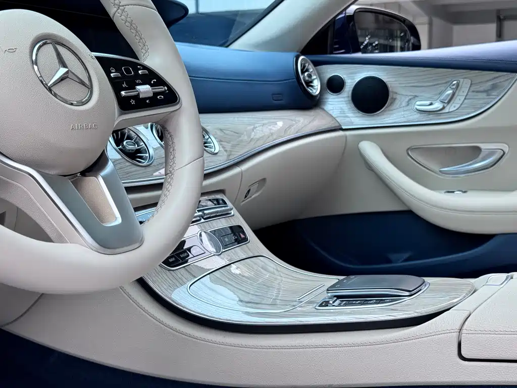 Mercedes-Benz E-Class 2020 — фото 12