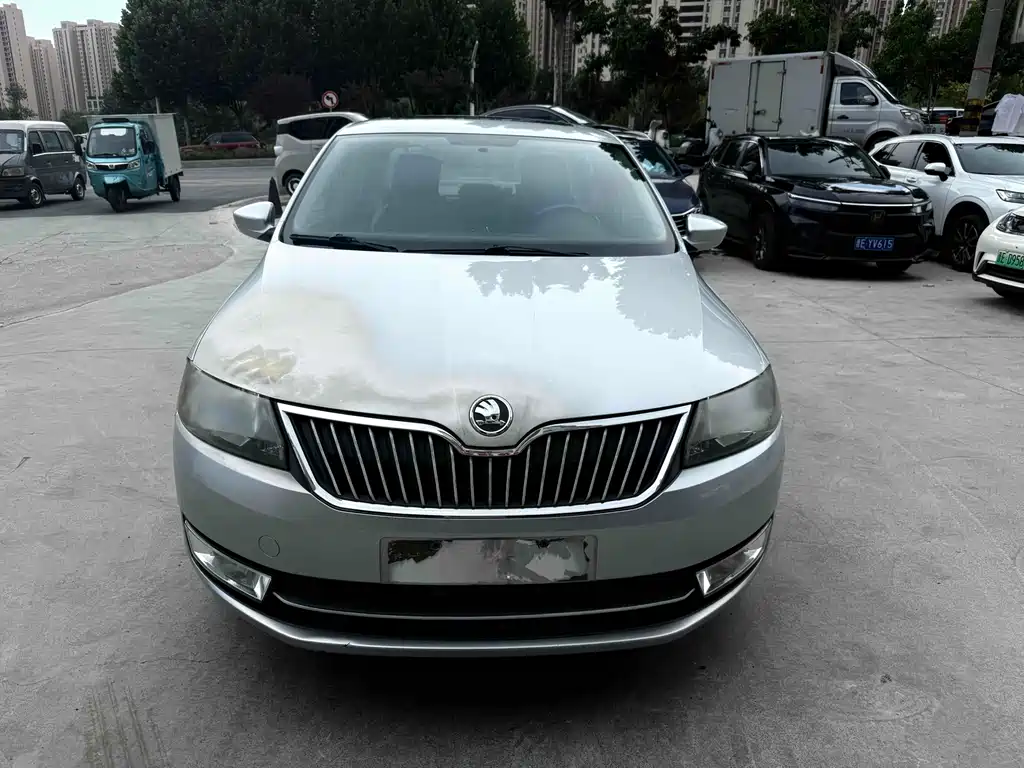 Skoda Rapid 2013