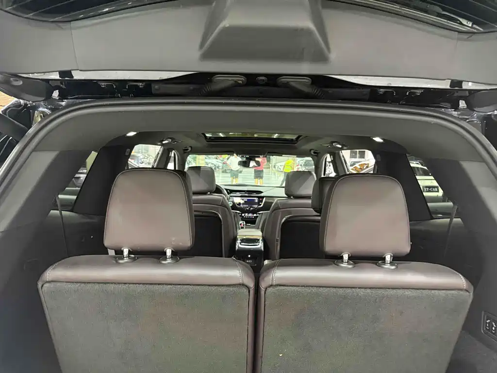 Cadillac XT6 2020 — фото 17