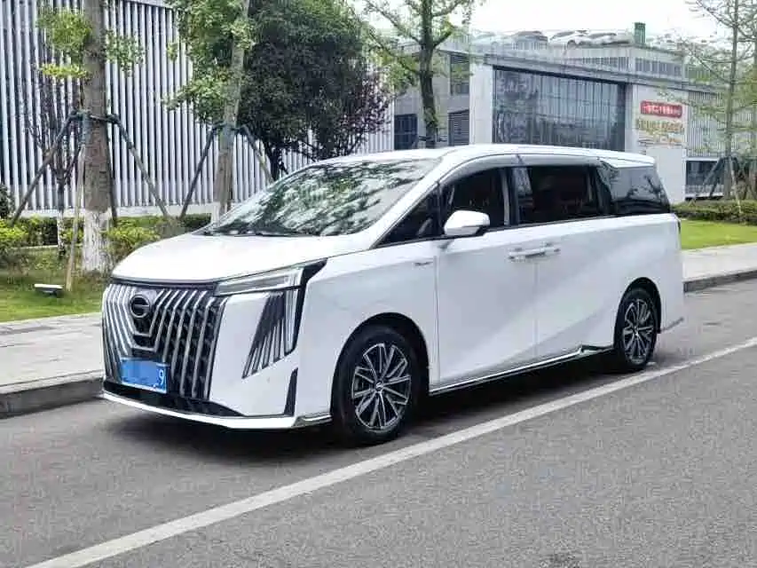 GAC Motor Trumpchi M8 2023 — фото 1