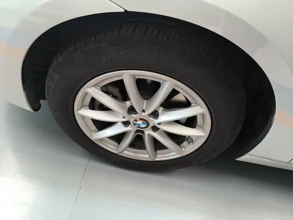 BMW 2 Series Active Tourer 2016 — фото 23