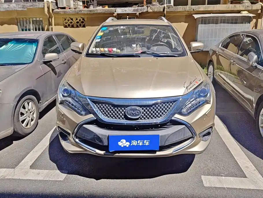 BYD Tang New Energy 2016 — фото 2