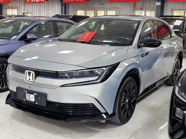 Honda e:NP2 2024