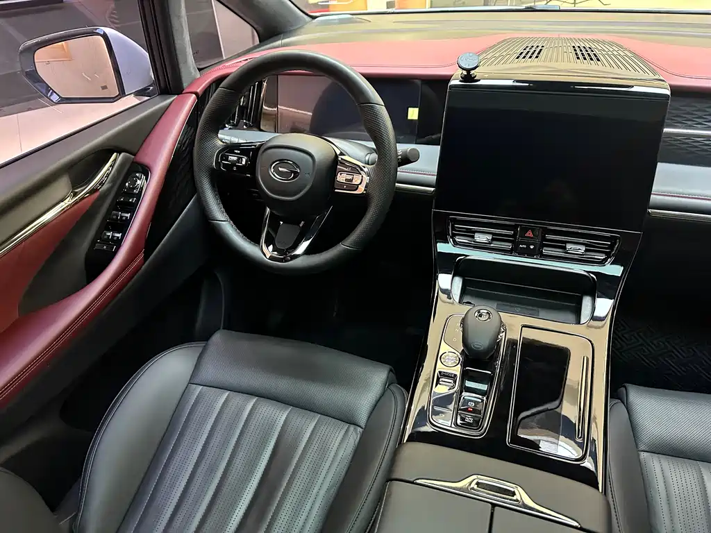 GAC Motor Trumpchi M8 2023 — фото 17