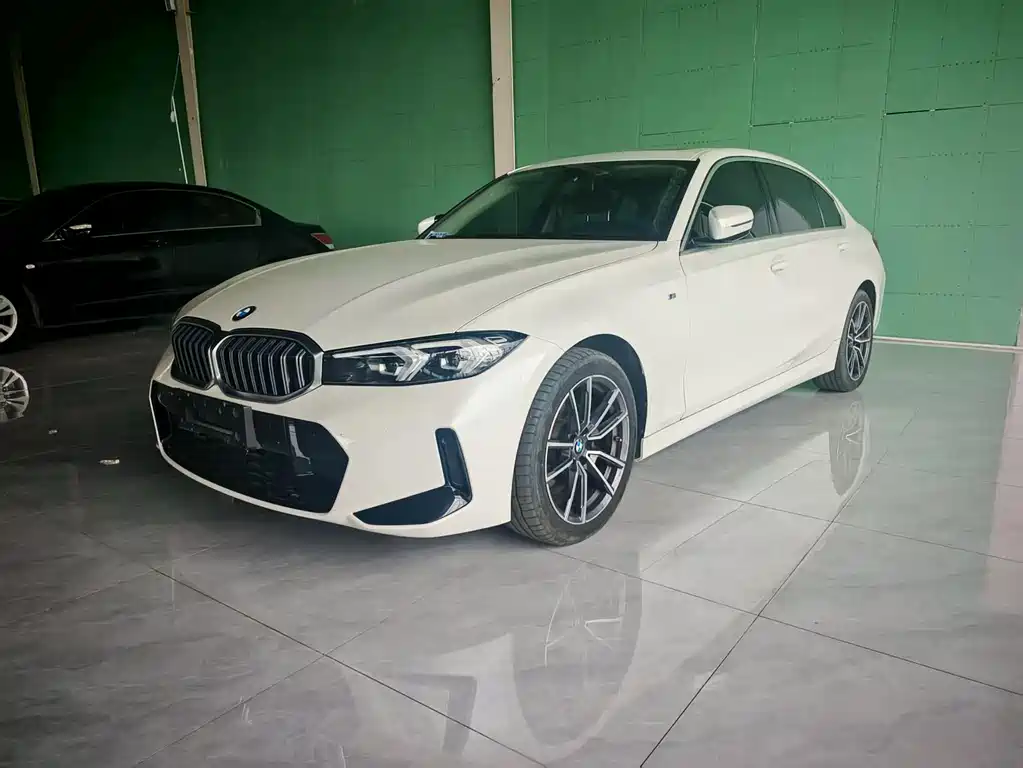 BMW 3 Series 2023