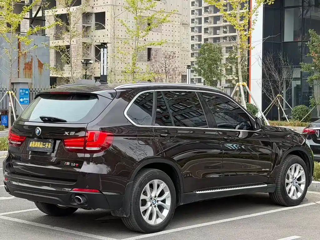 BMW X5 2015 — фото 15