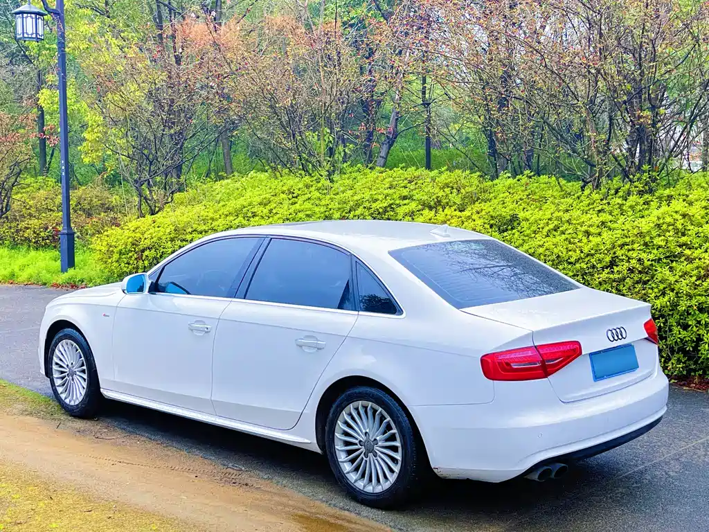 Audi A4L 2016 — фото 11