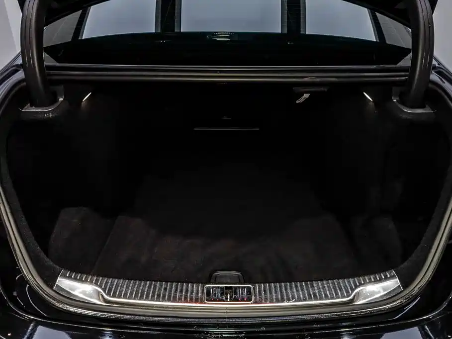 Mercedes-Benz S-Class 2023 — фото 6