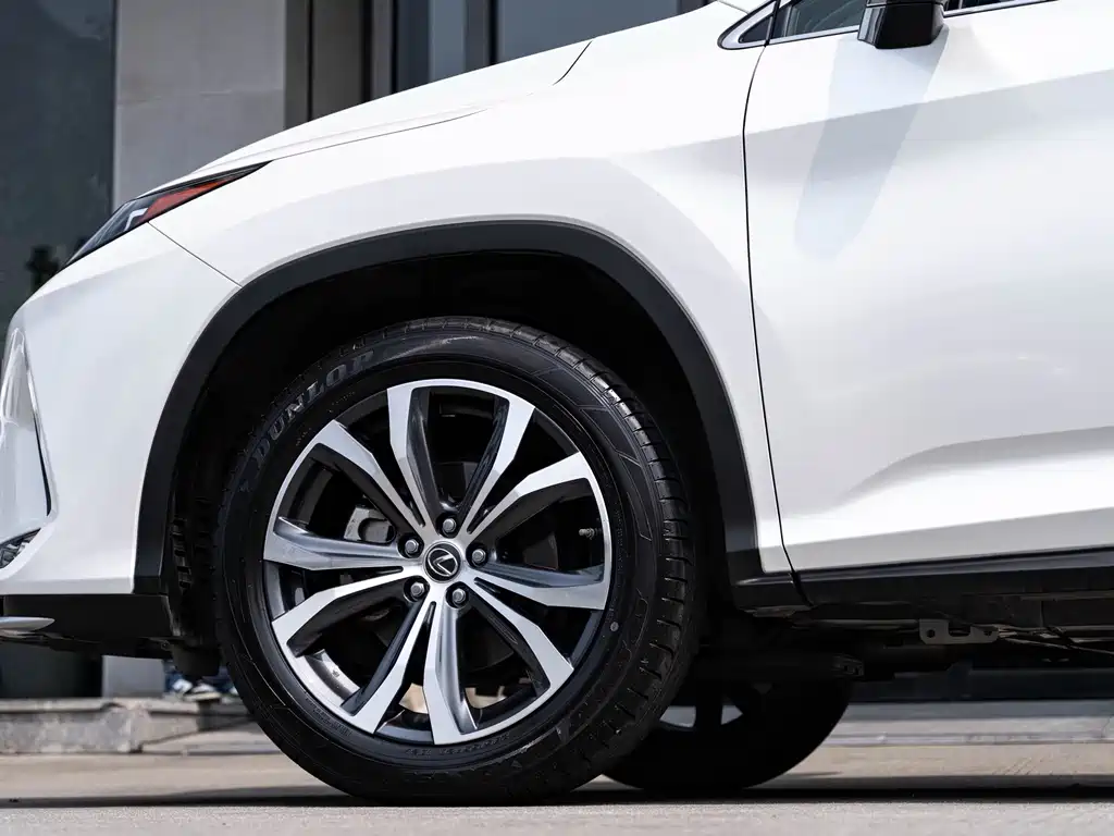 Lexus RX 2022 — фото 8