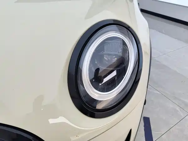 MINI 2022