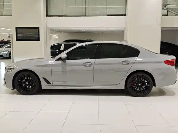 BMW 5 Series 2020