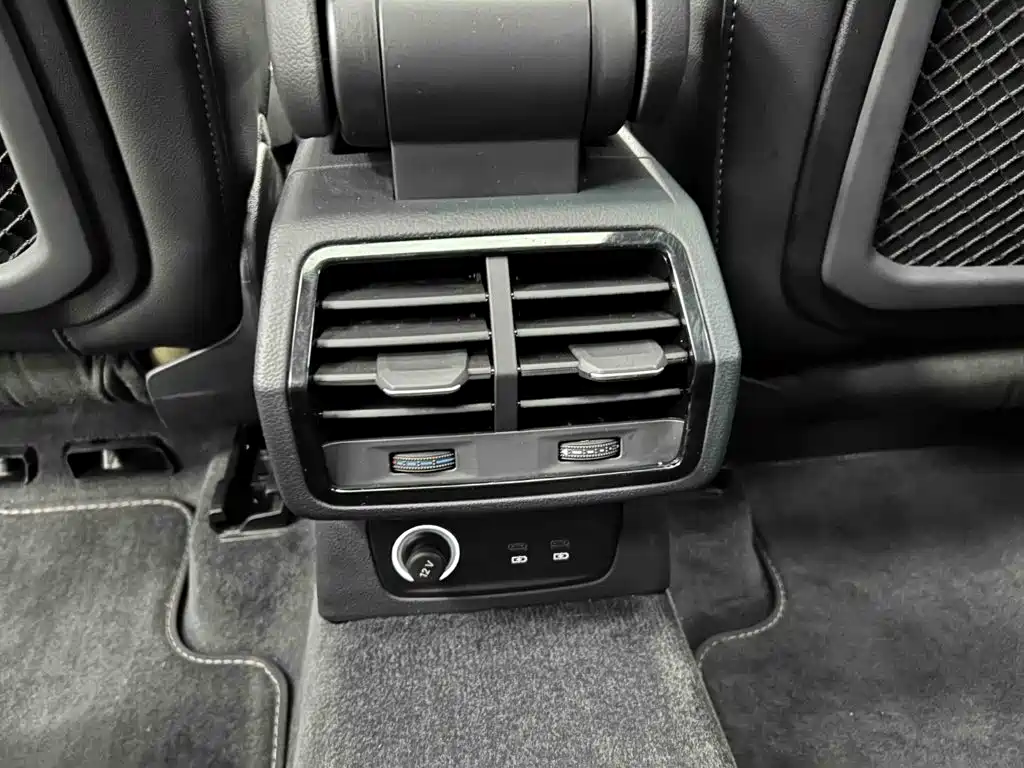 Audi Q3 2023 — фото 15