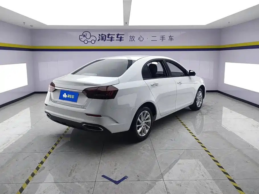 Geely Emgrand 2021 — фото 3