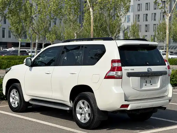 Toyota Prado 2016