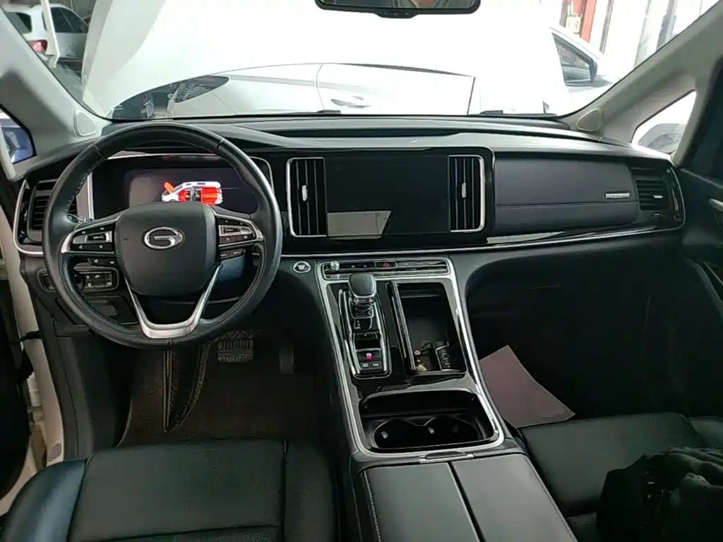 GAC Trumpchi M8 2020 — фото 10