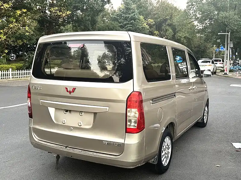 Wuling Rongguang V 2017 — фото 20