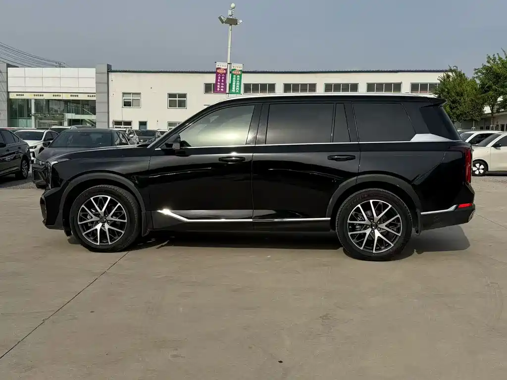 GAC Motor Trumpchi GS8 2023 — фото 2