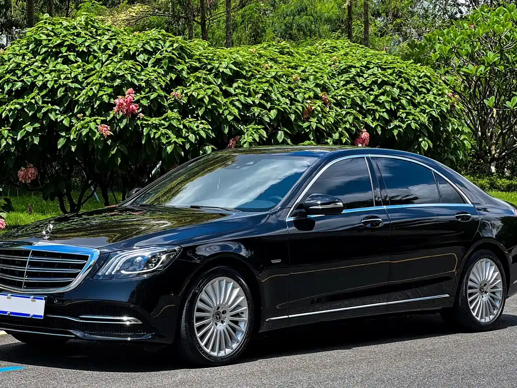 Mercedes-Benz S-Class 2020