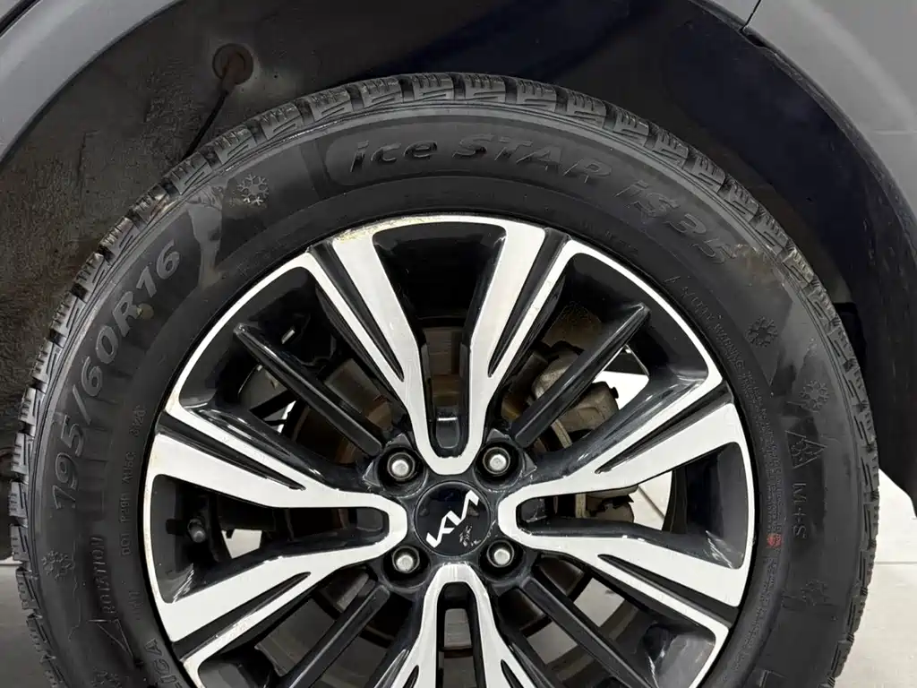 Kia KX1 2023 — фото 15