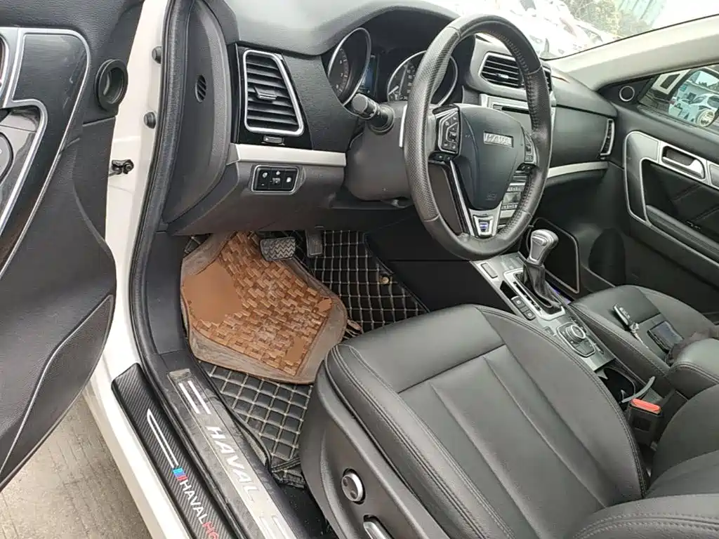 Haval H6 Coupe 2017 — фото 16