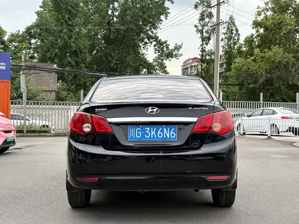 Hyundai Yuedong 2010