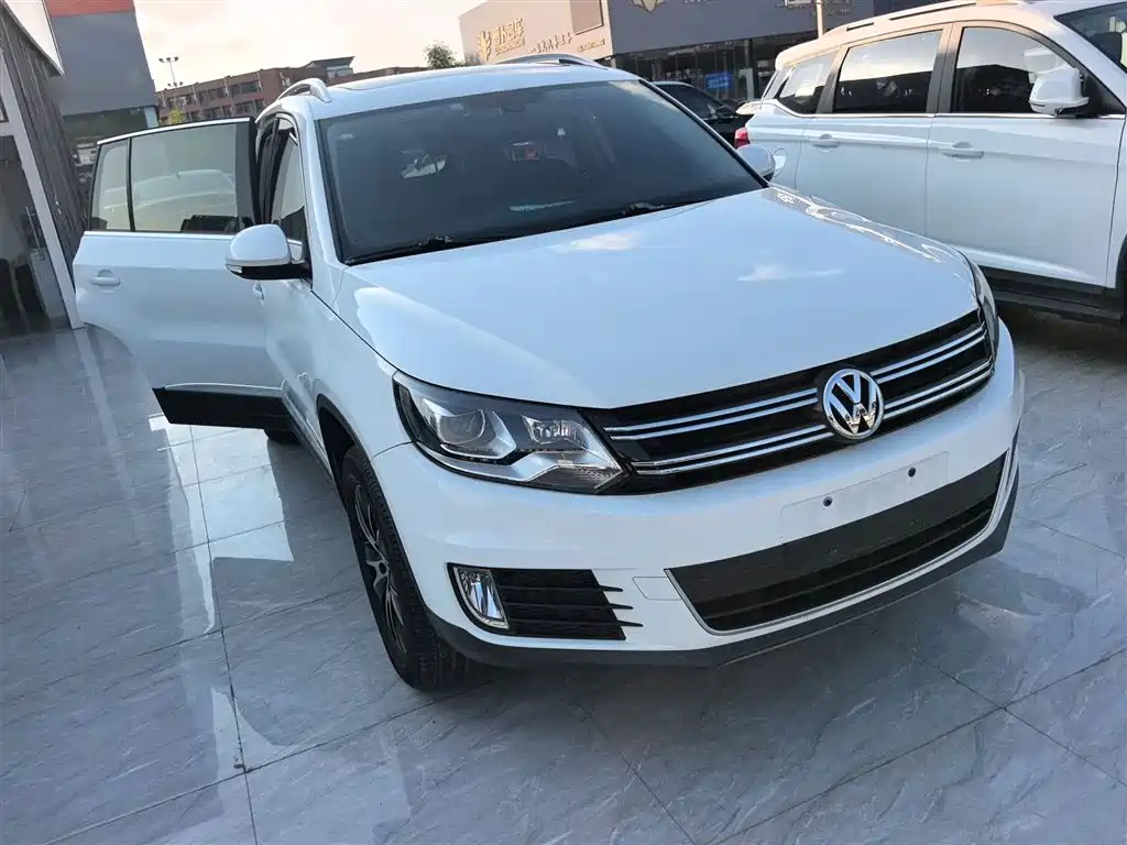 Volkswagen Tiguan 2015 — фото 9