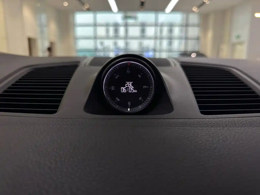 Porsche Cayenne 2019 — фото 13