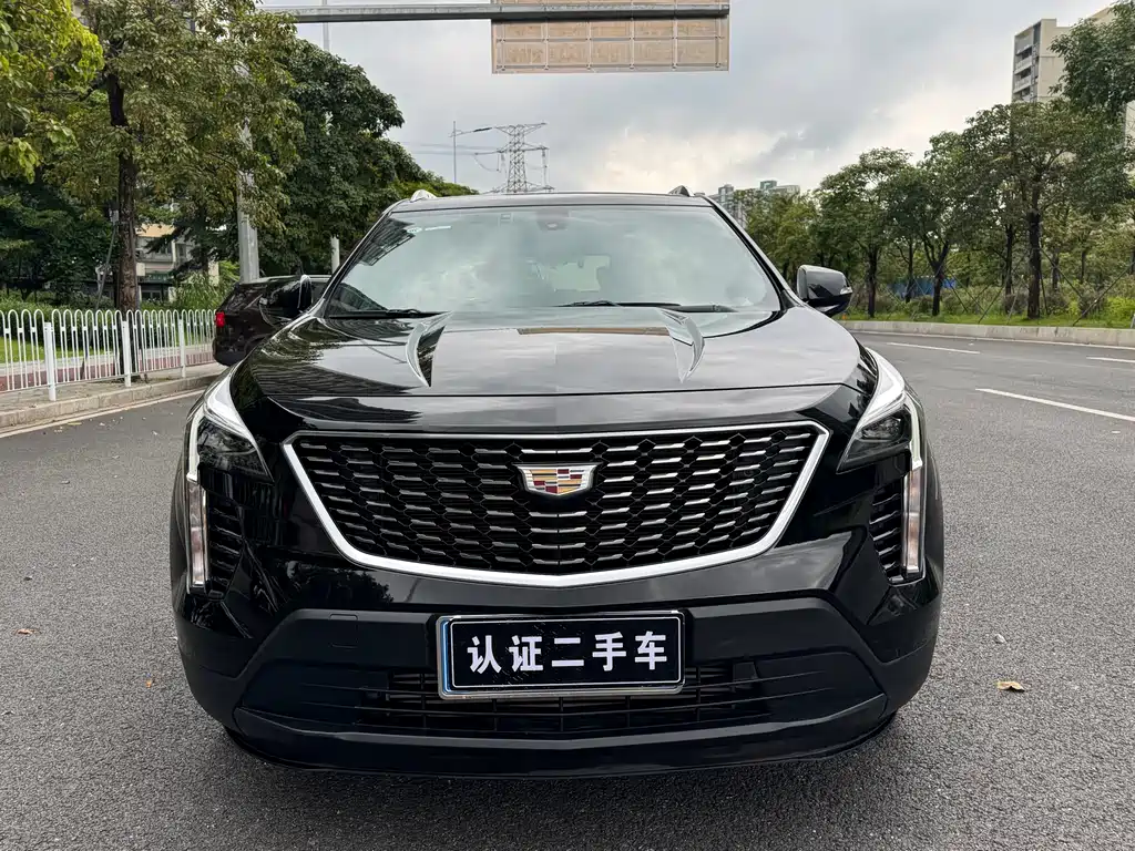 Cadillac XT4 2021 — фото 2